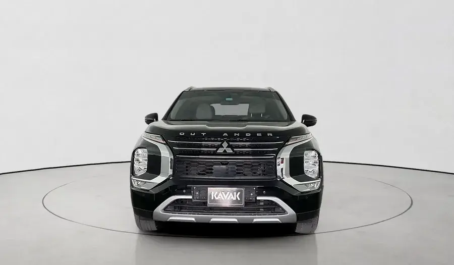 Mitsubishi Outlander 2025