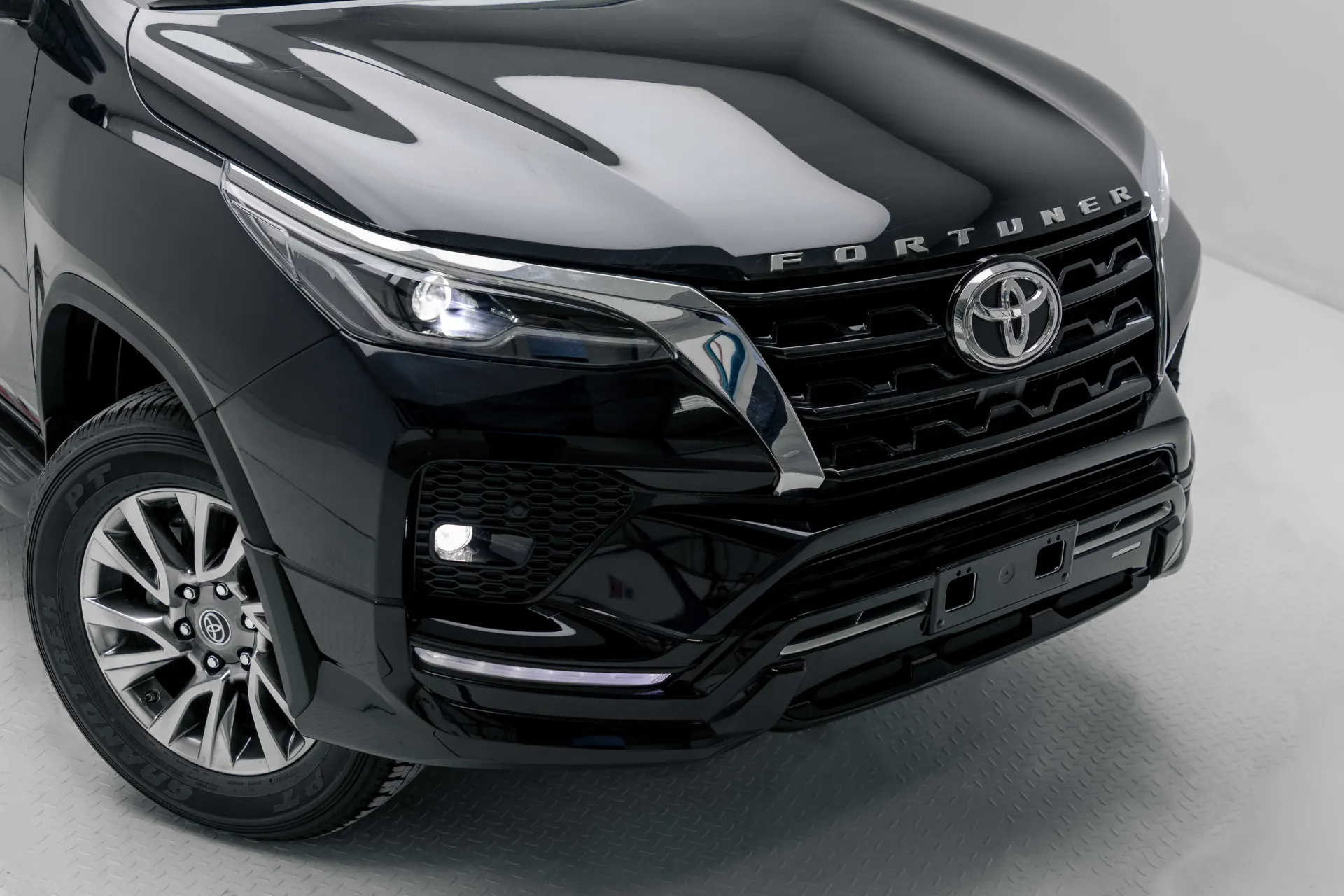Toyota Fortuner 2026 4L
