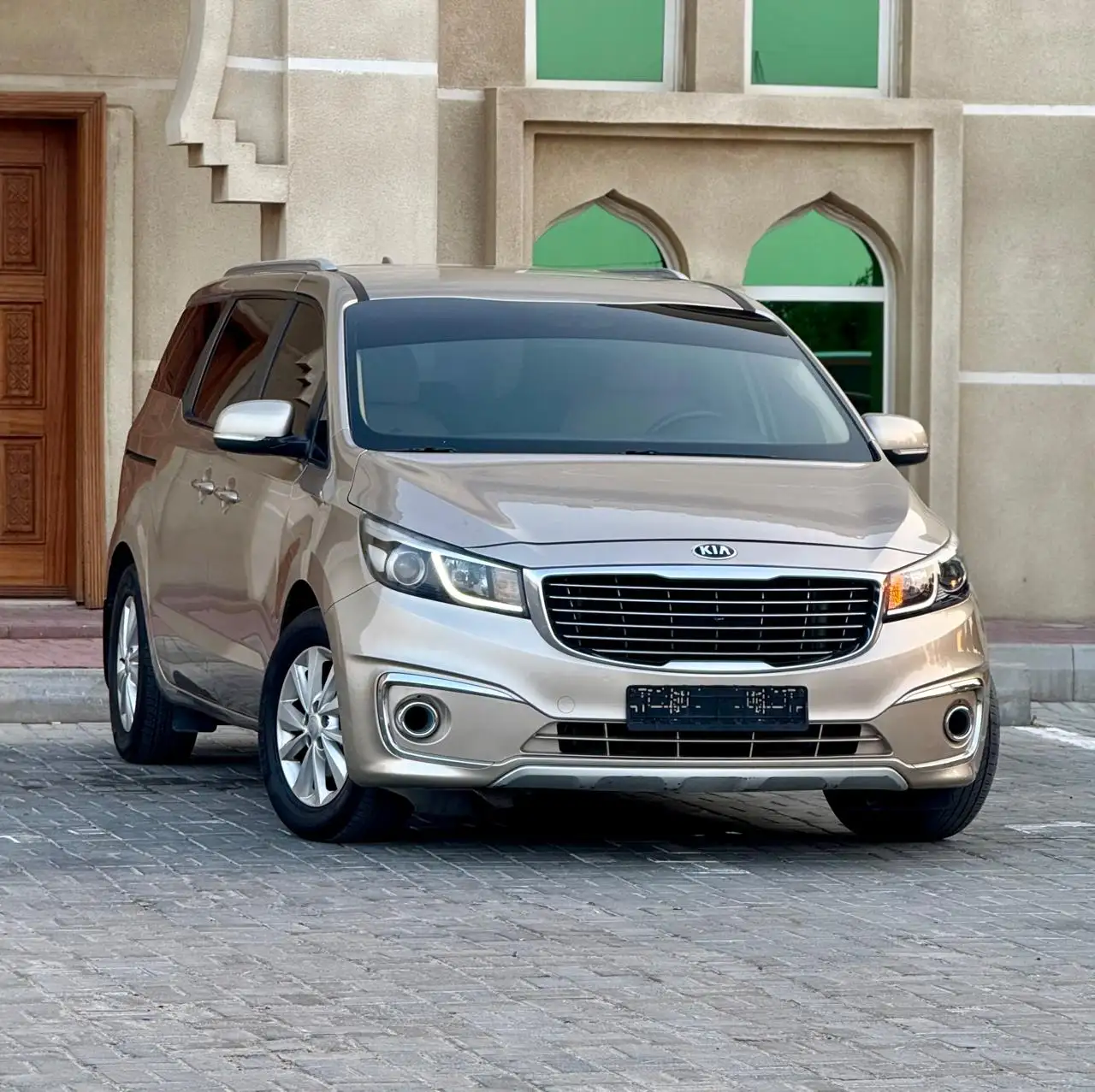 Kia Carnival 2016