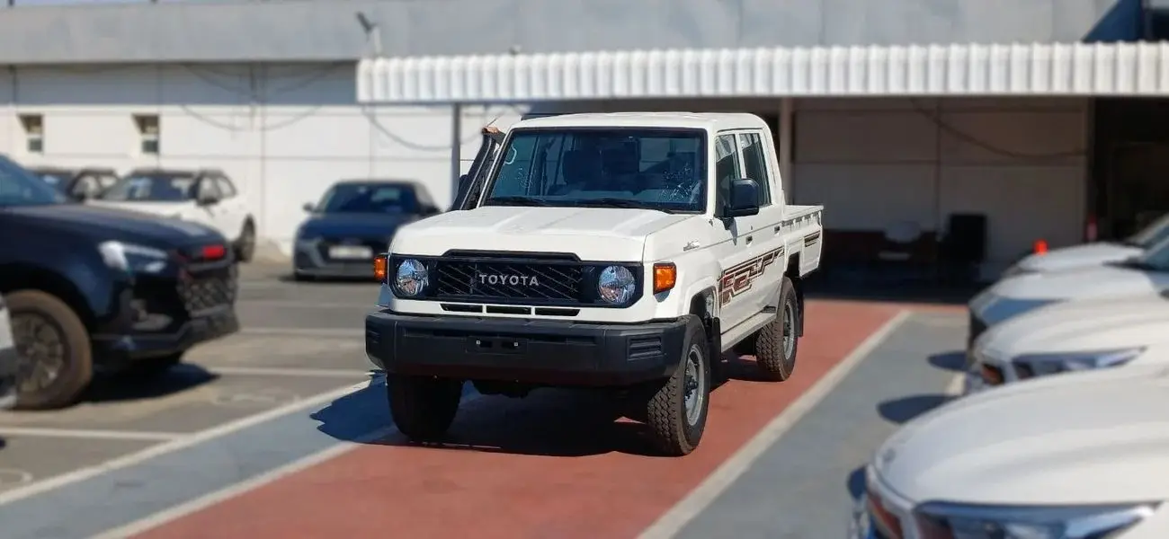 Toyota Land Cruiser Pick Up 2025 4L