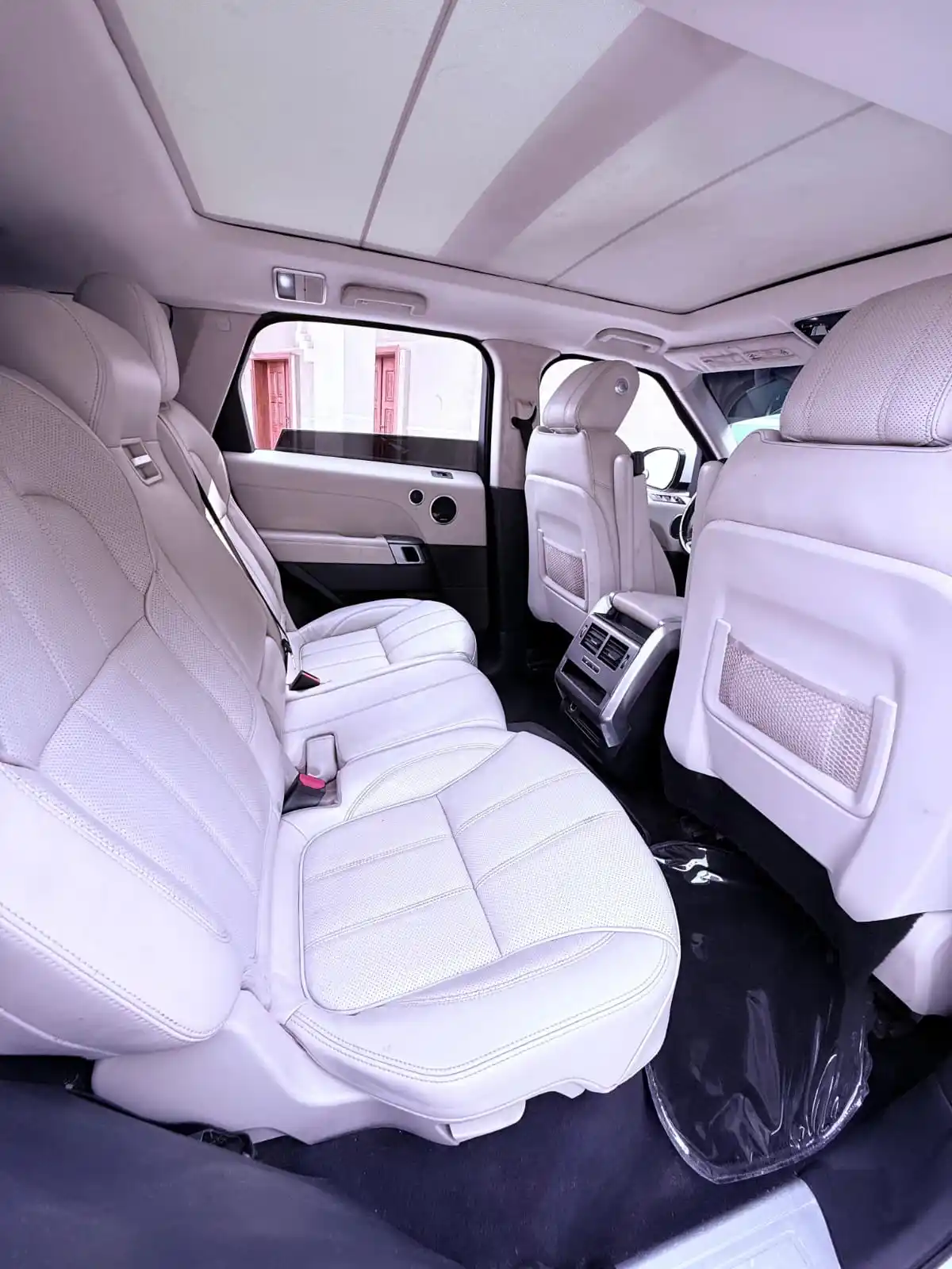 Land Rover Discovery Sport 2014