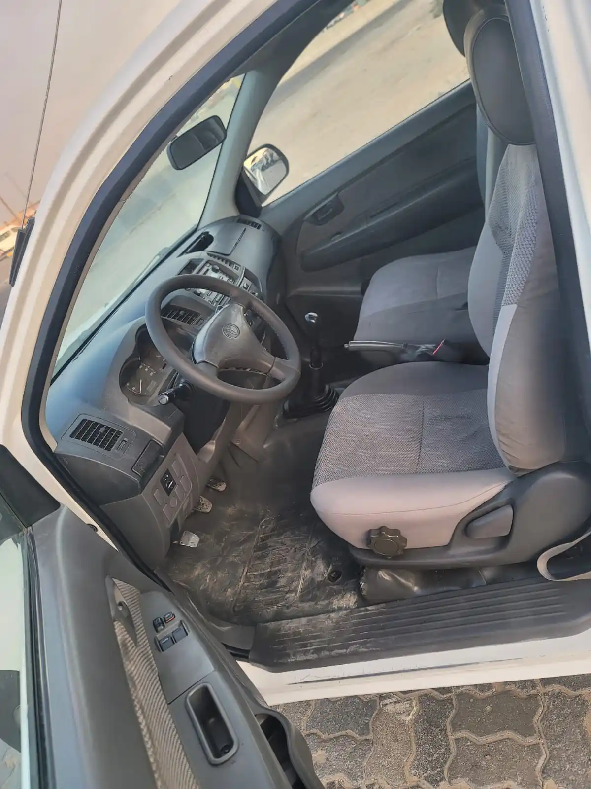 تويوتا هيلوكس 2012 2L