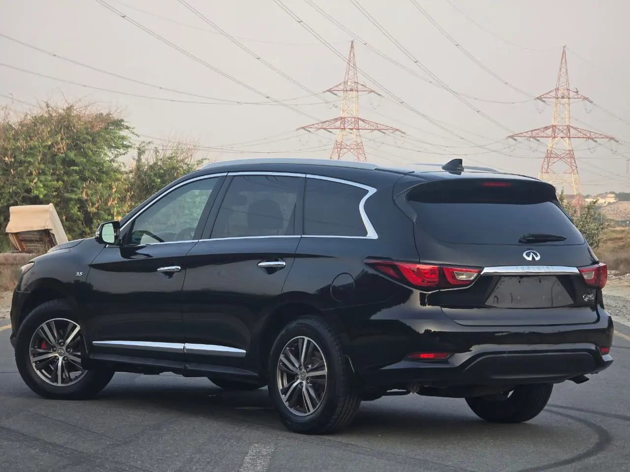 إنفينيتي QX60 2017