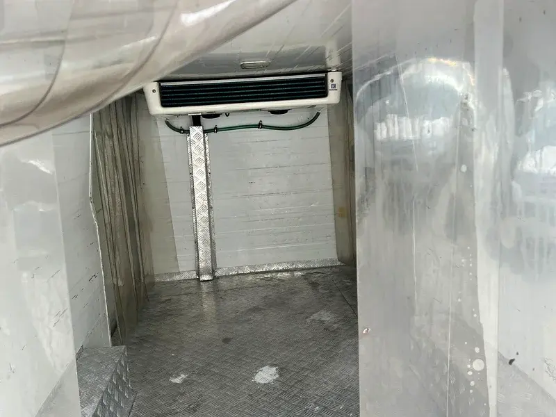 نيسان أورفان 2021