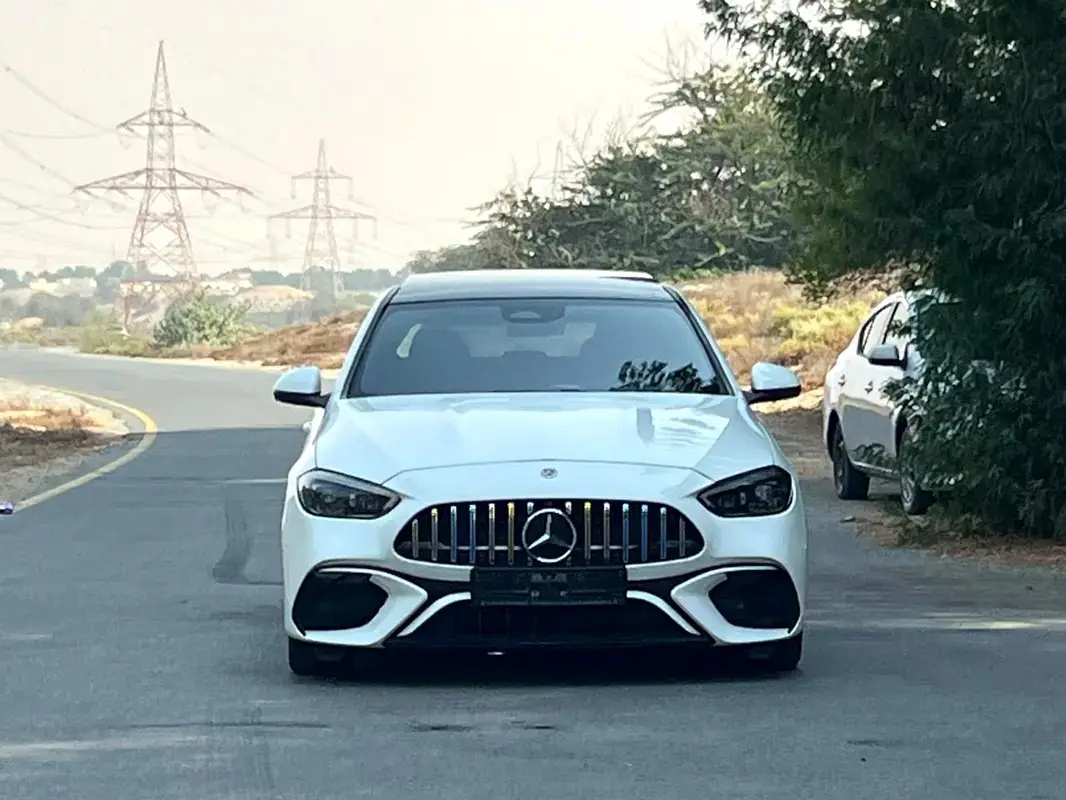 مرسيدس بنز C Class 2023