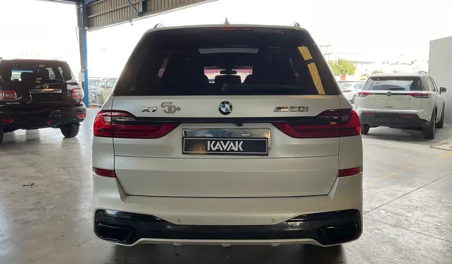 BMW X7 2022
