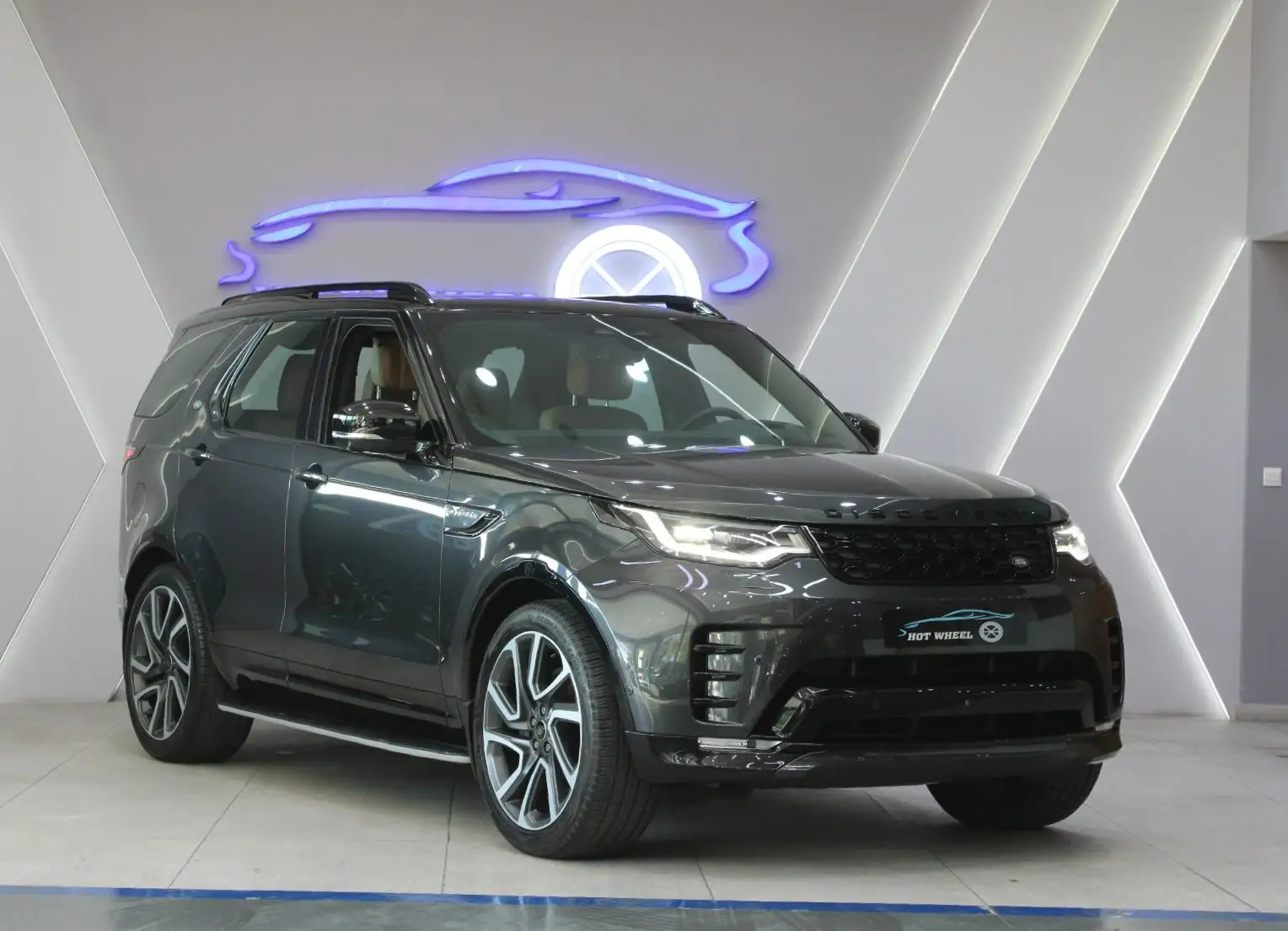 Land Rover Discovery 2024