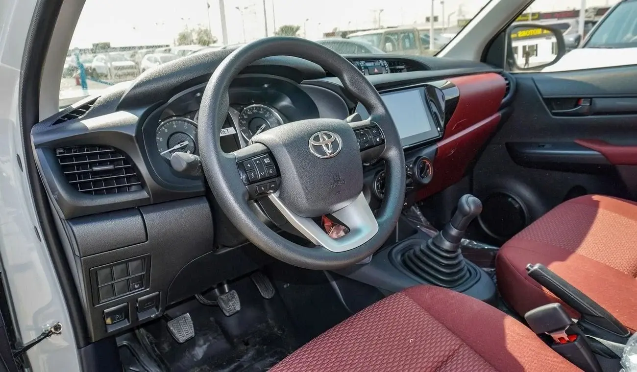 تويوتا هيلوكس 2025 2.7L