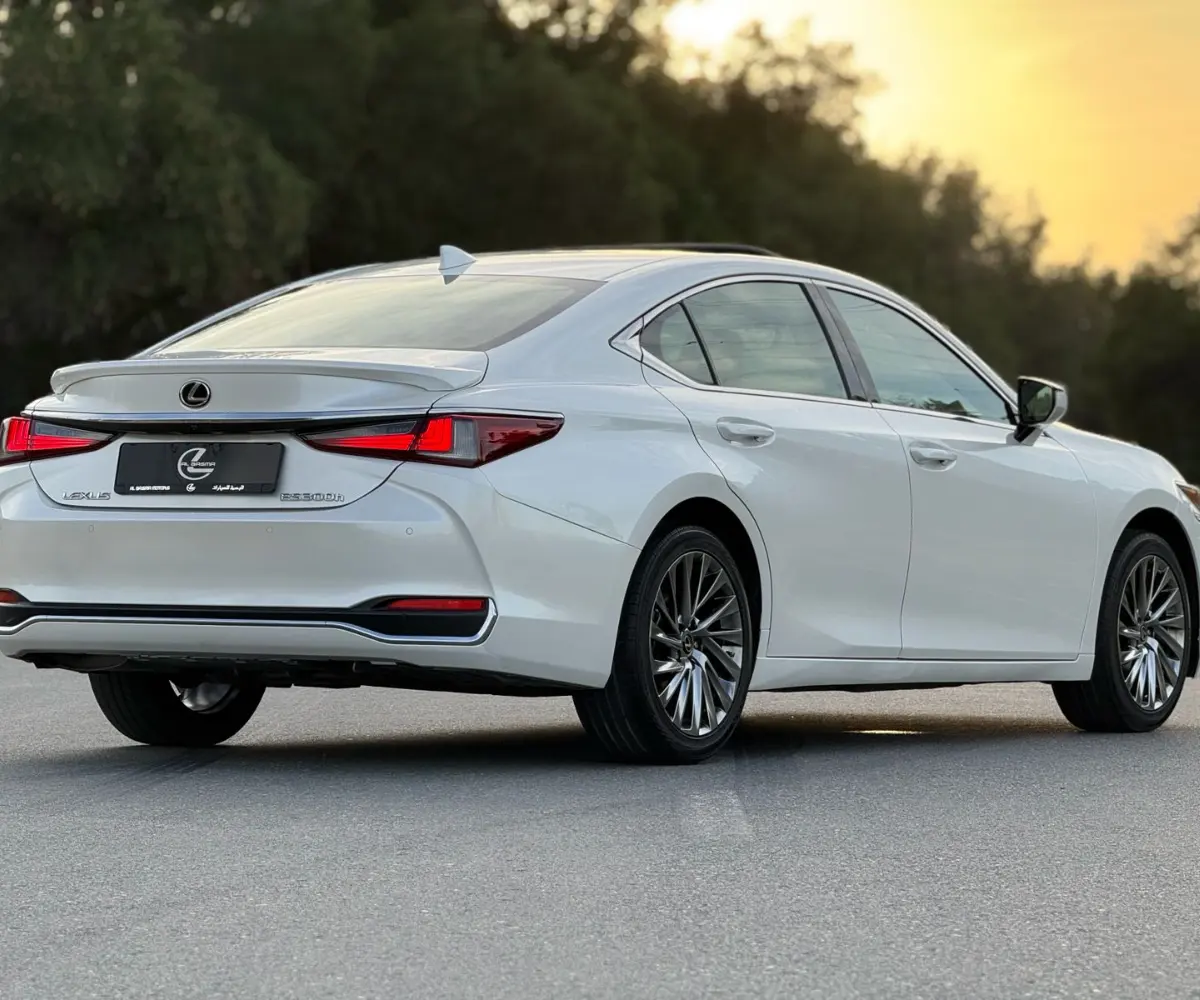 لكزس ES 2023 2.5L