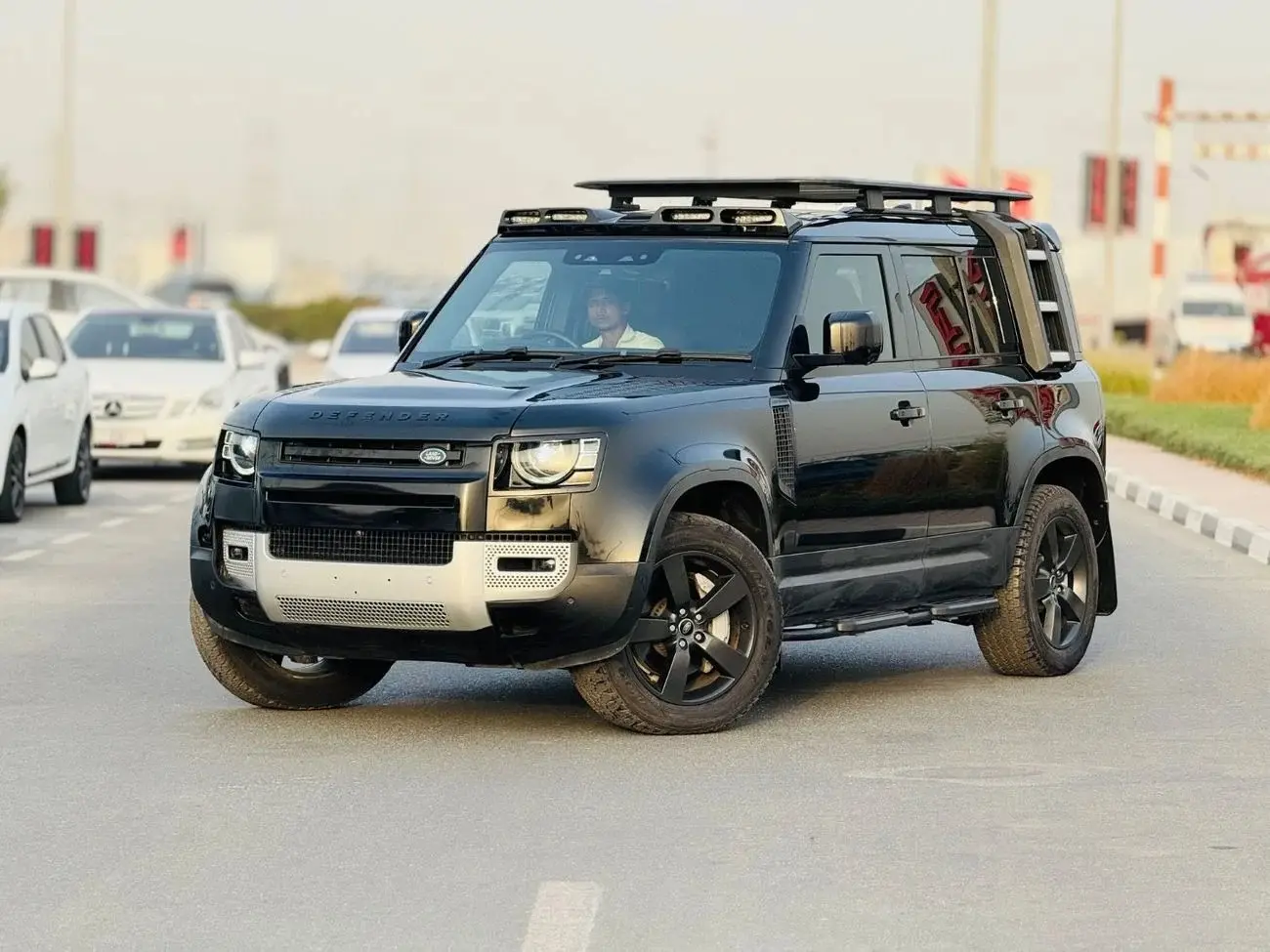 لاند روفر ديفندر 2022 2L