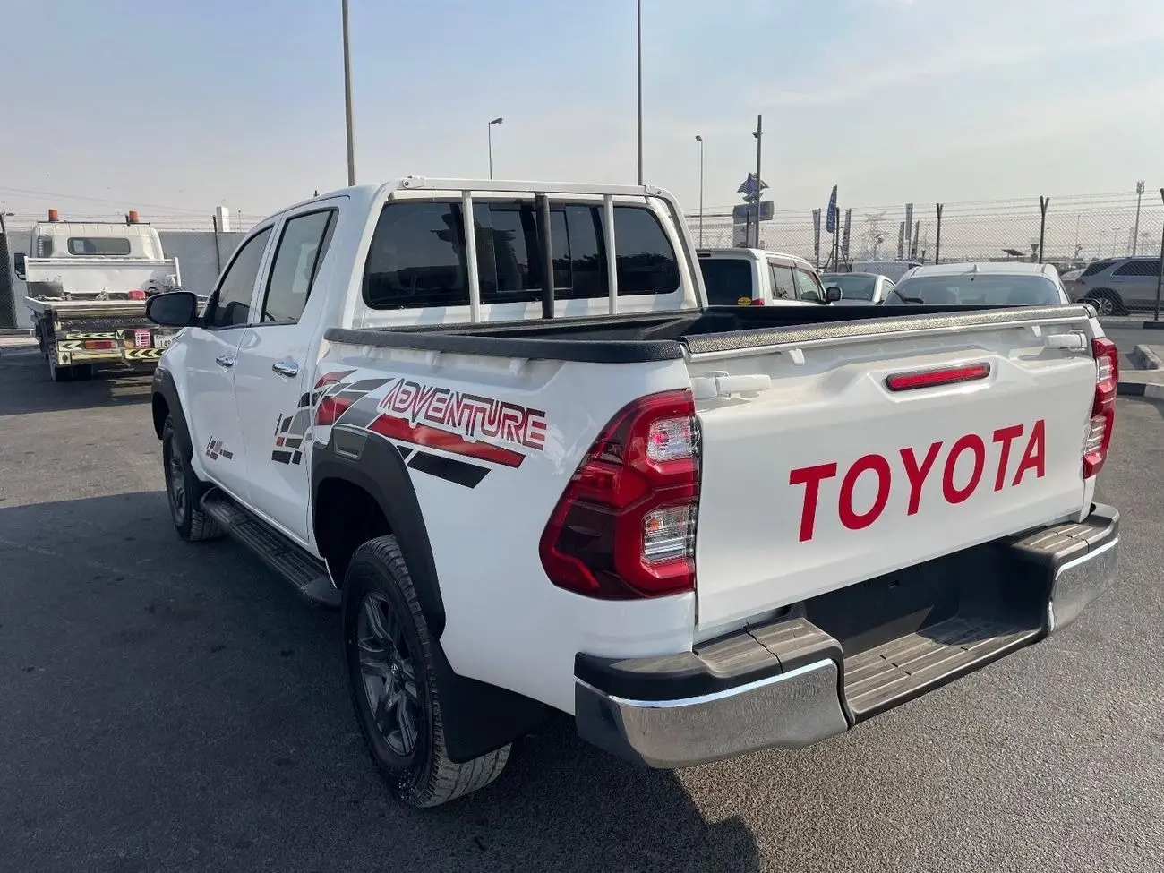 تويوتا هيلوكس 2023 2.4L