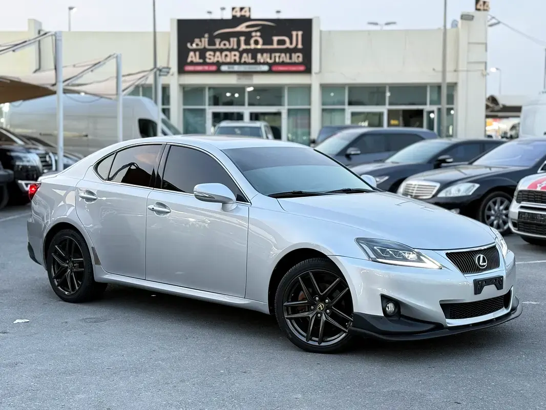 Lexus IS 2012 2.5L