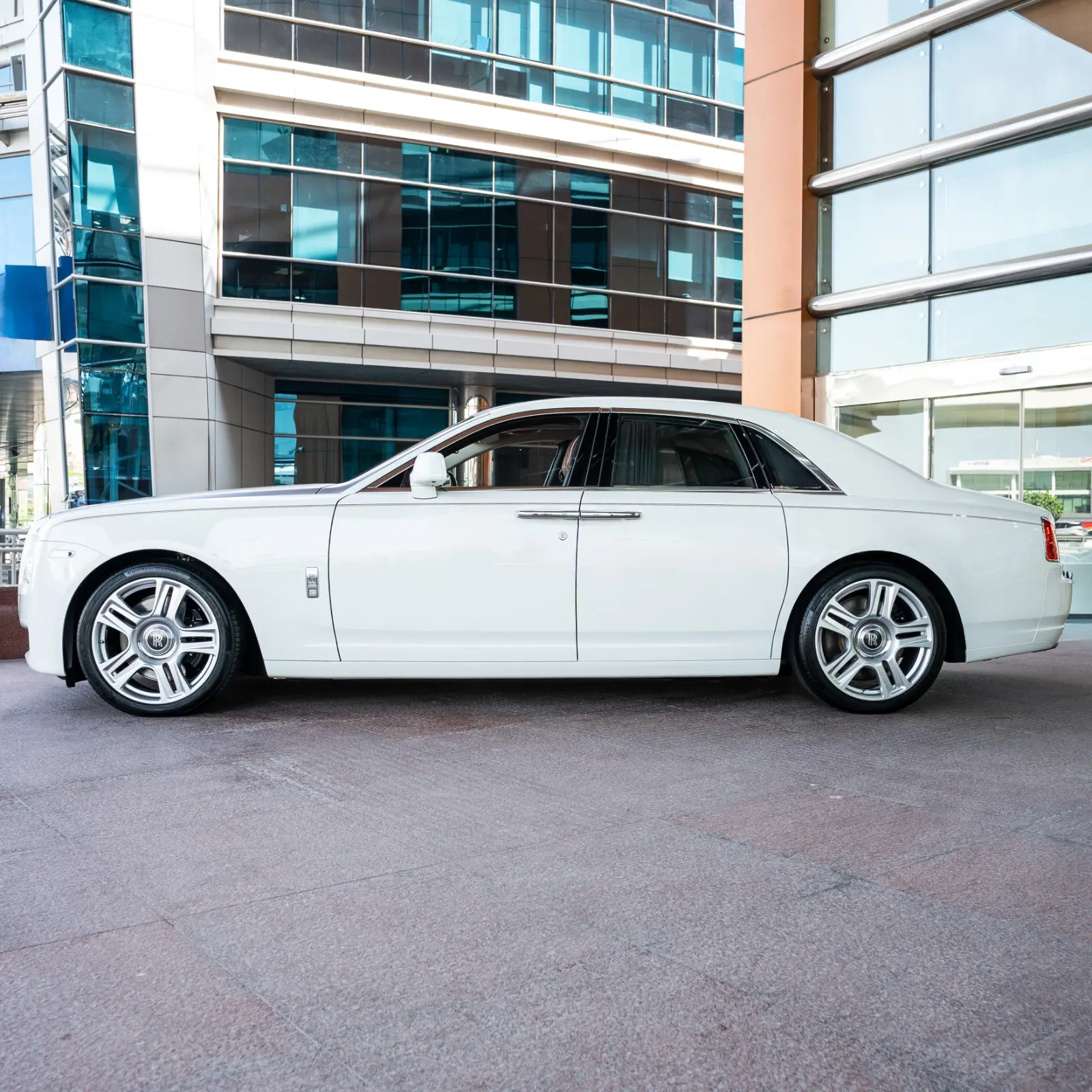 Rolls-Royce Ghost 2015