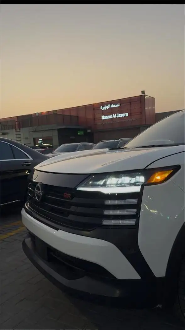 نيسان كيكس 2025 undefinedL