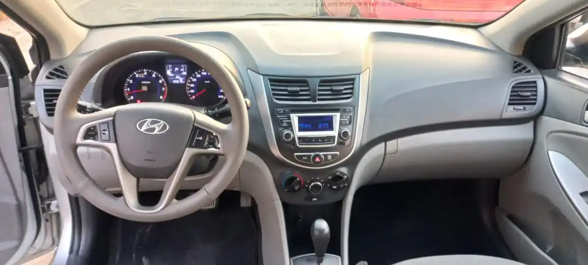 Hyundai Accent 2015 1.6L