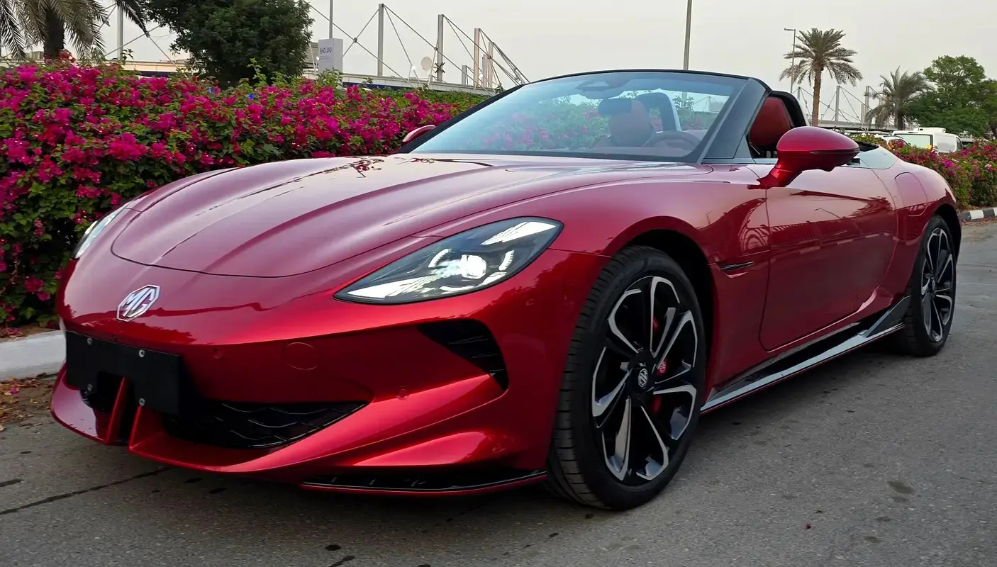 MG Cyberster 2023 undefinedL