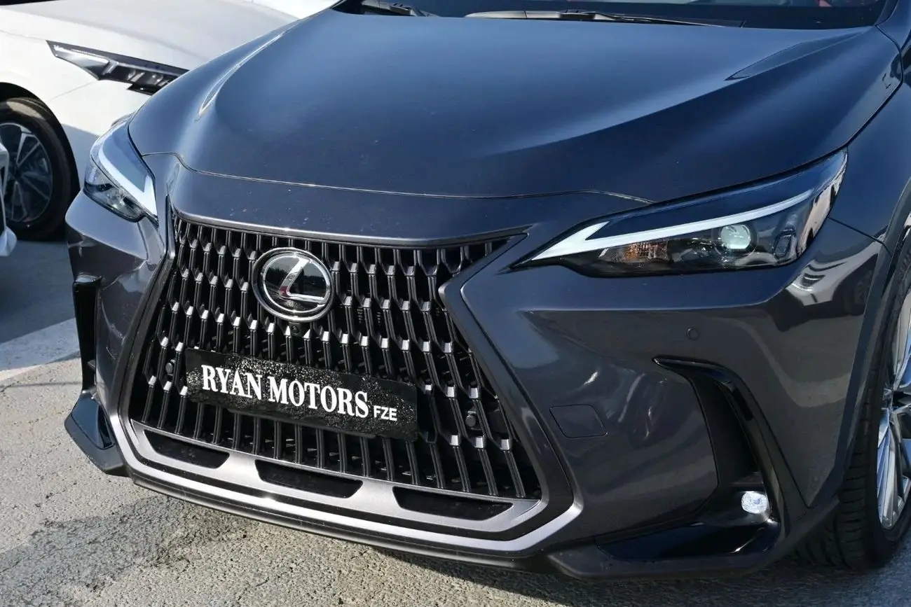 Lexus NX 2025 2.5L