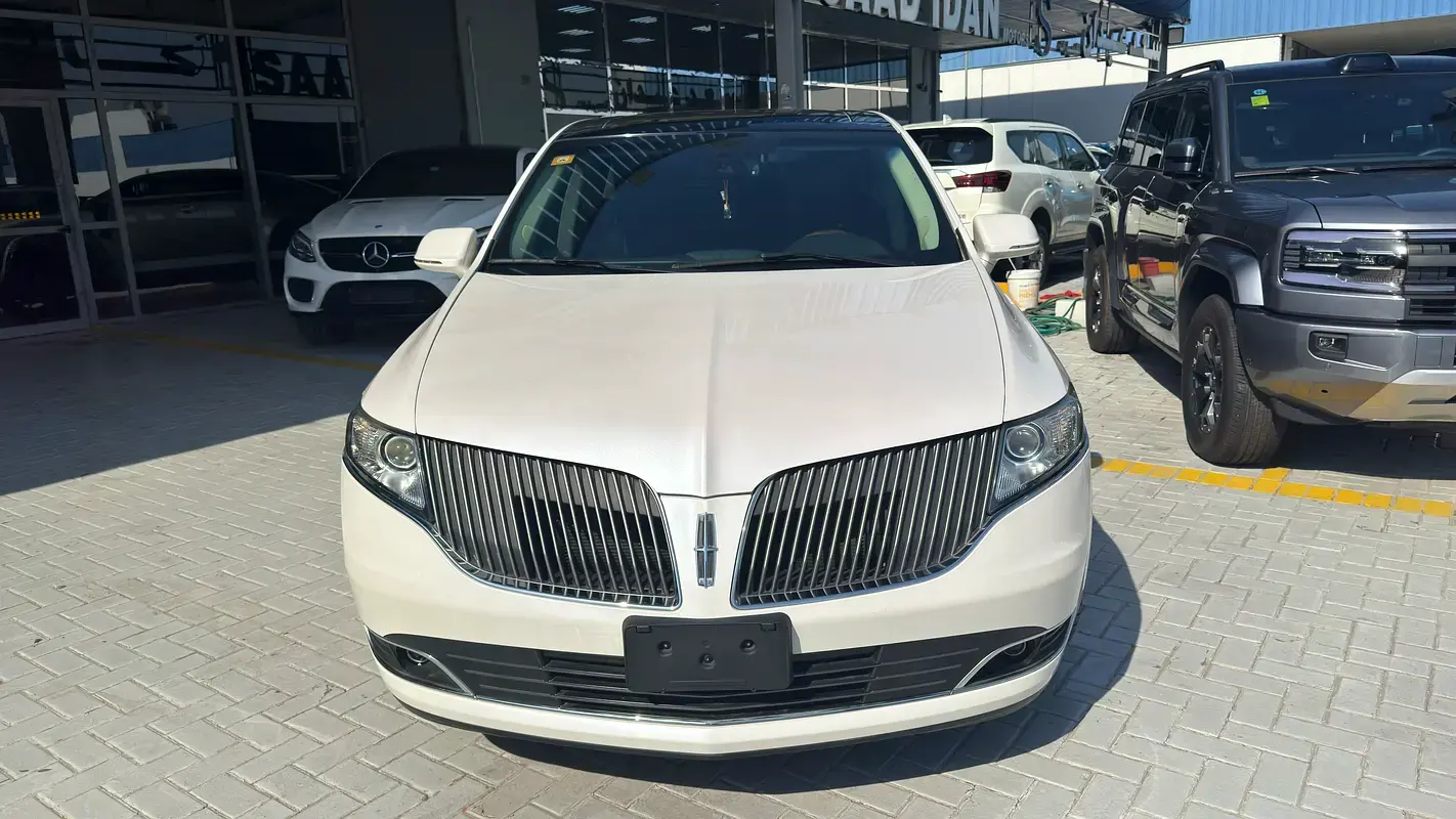 لينكولن MKT 2015