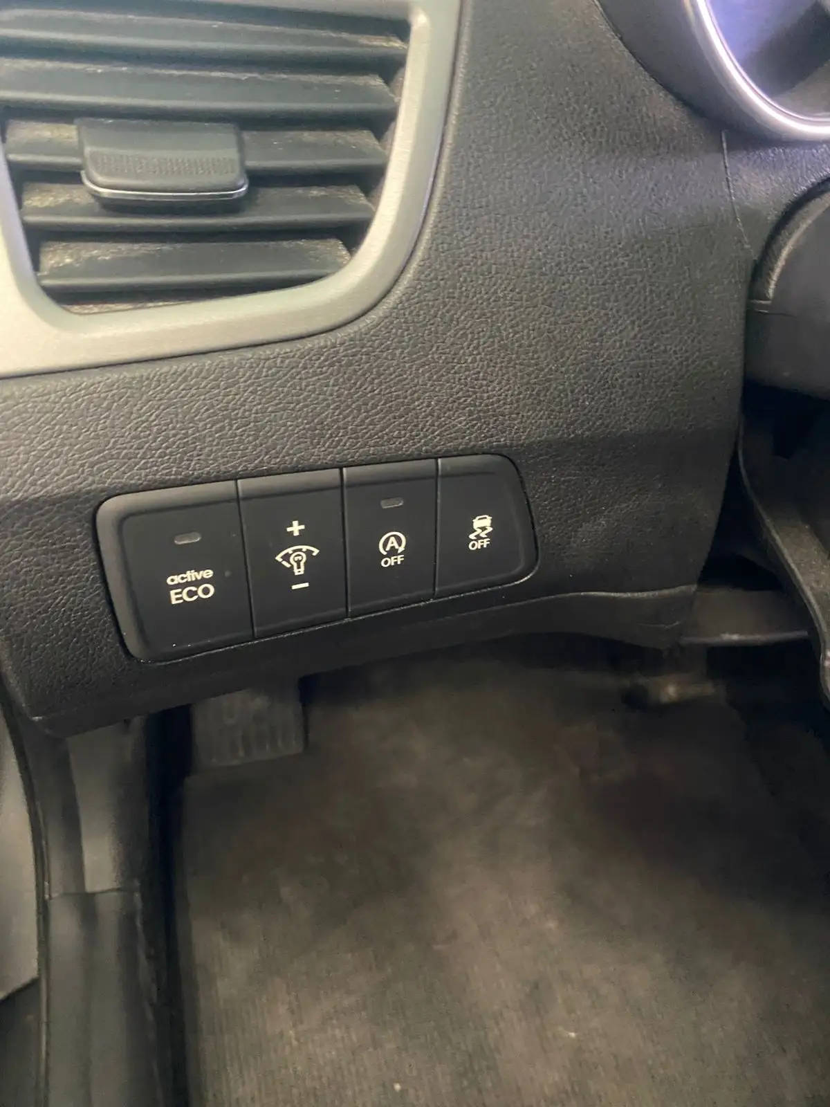 Hyundai Avante 2011 1600L