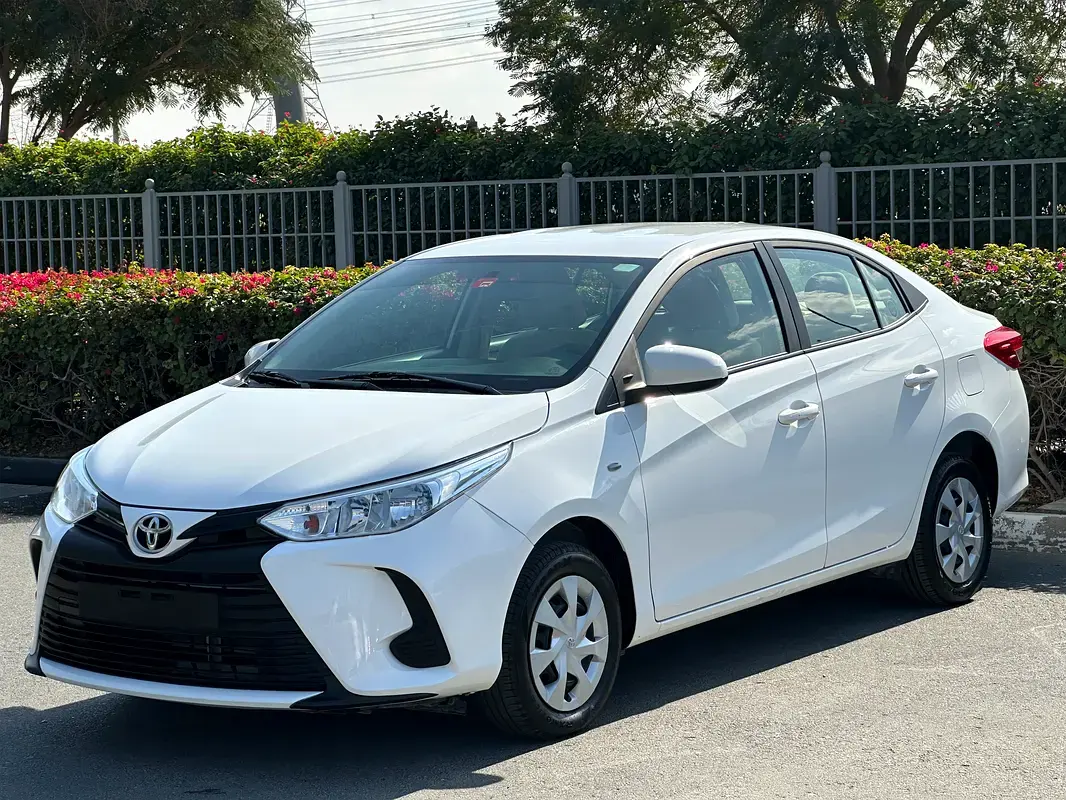 تويوتا يارس سيدان 2022