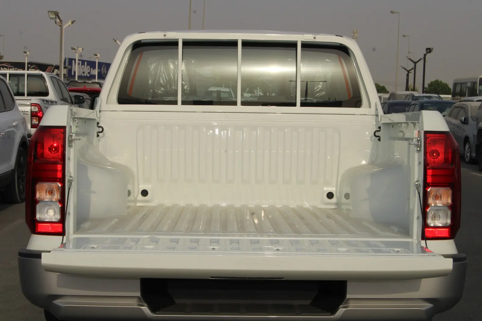 ميتسوبيشي L200 2025 2.4L