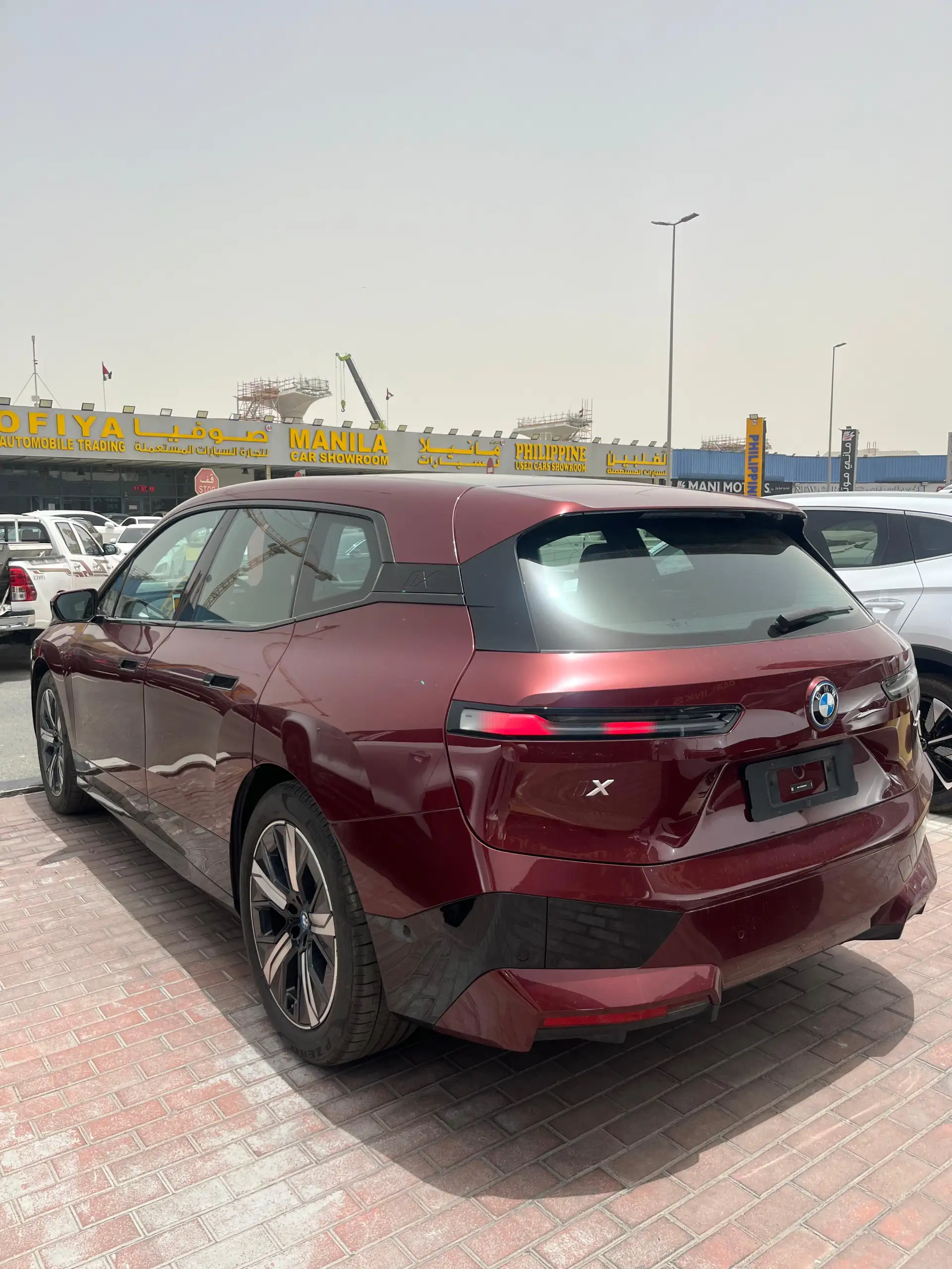 بي أم دبليو iX 2024