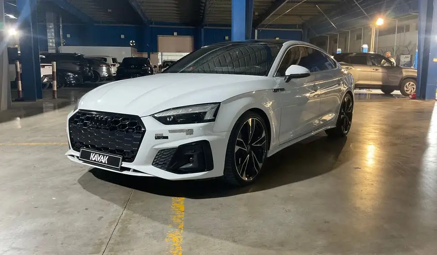Audi A5 2022 2L