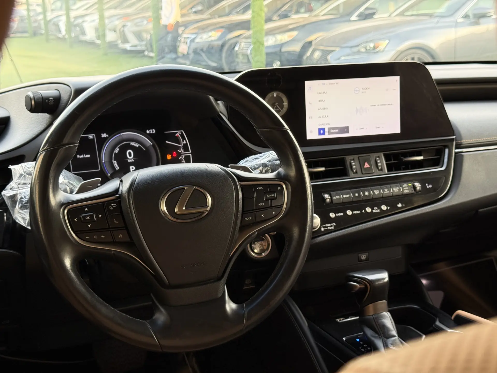 Lexus ES 2023