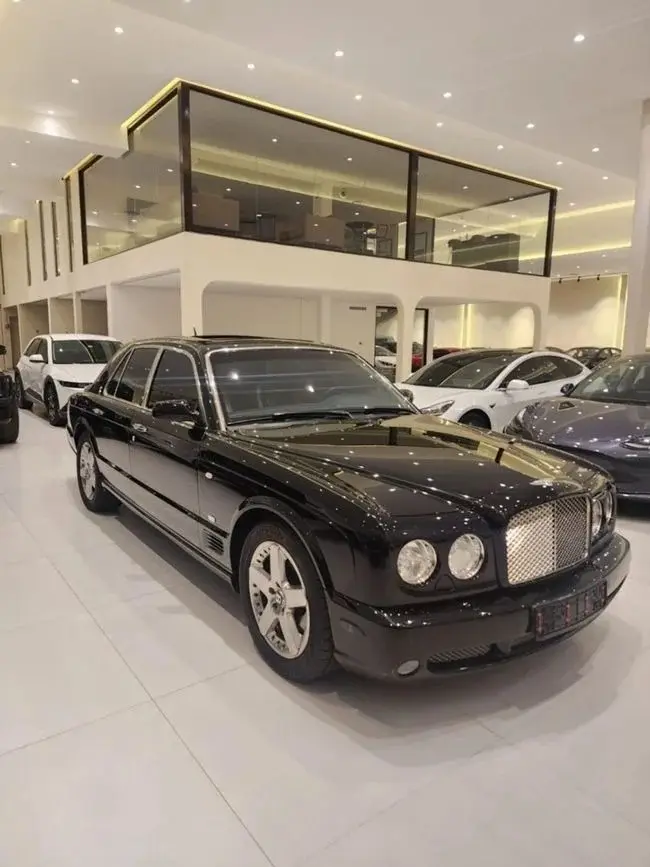 Bentley Arnage 2006 6.75L