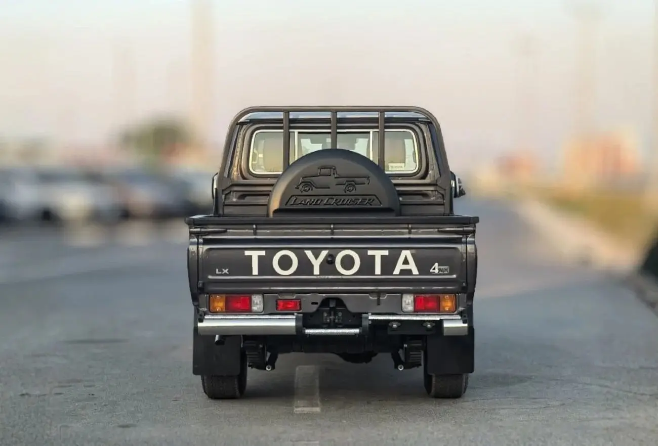 Toyota Land Cruiser Pick Up 2025 2.8L