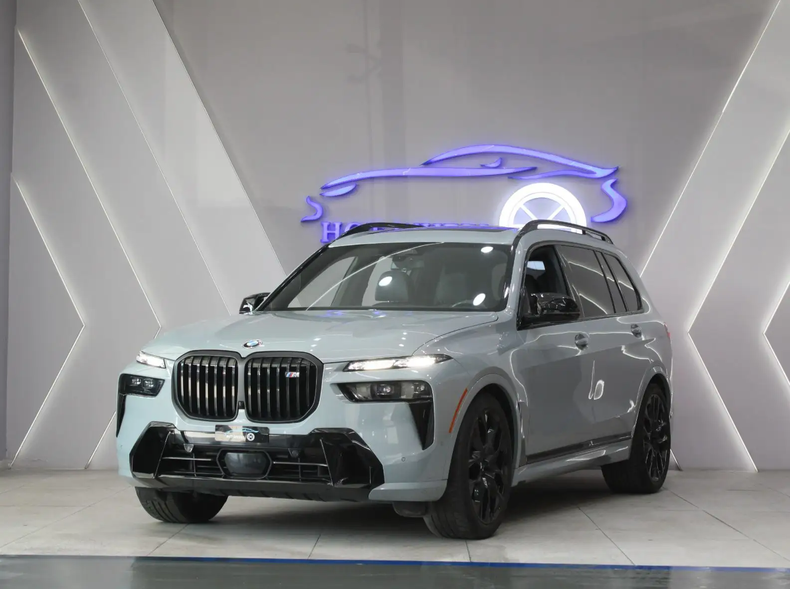 BMW X7 M60i 2024
