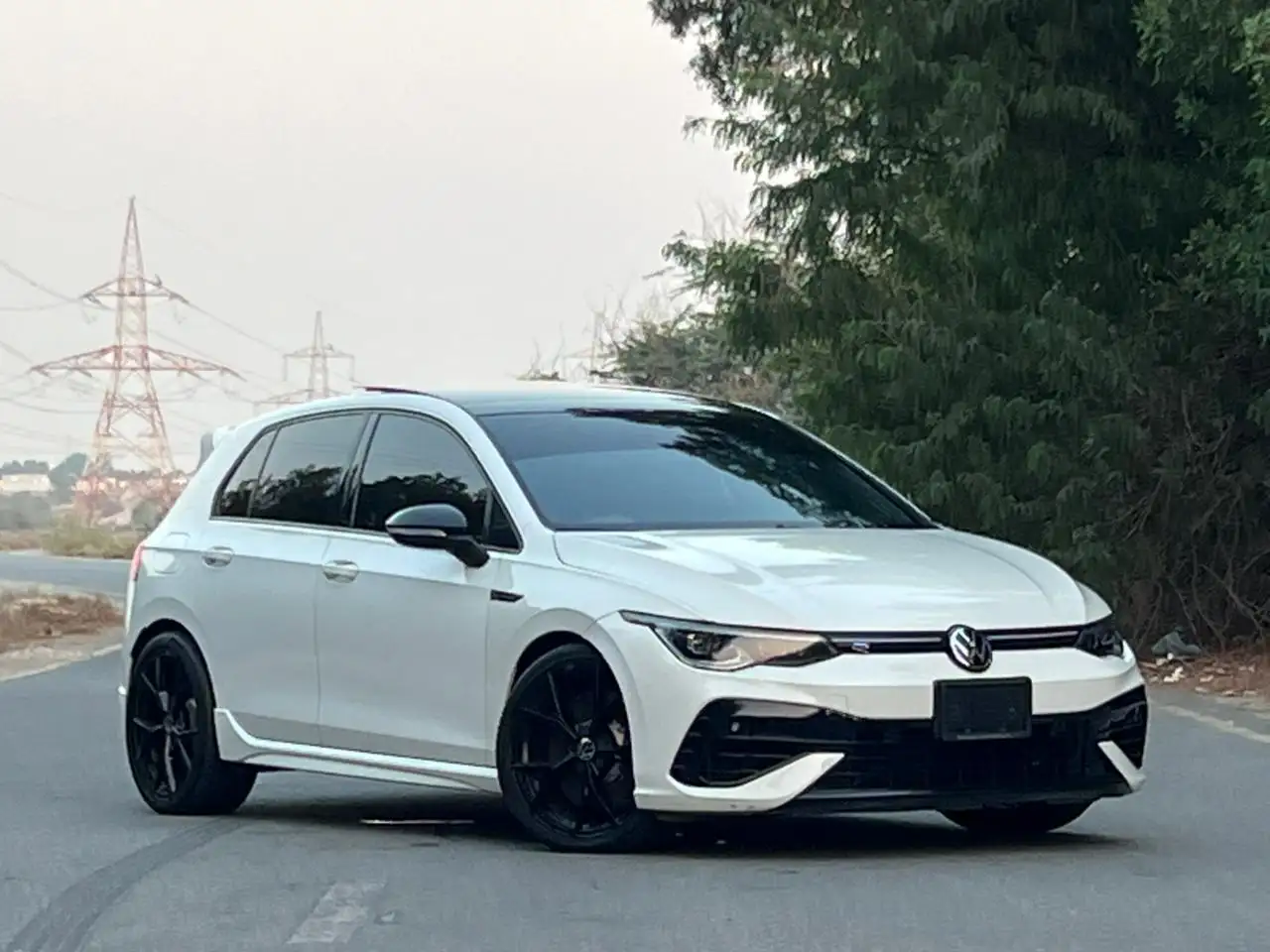 فولكس واجن جولف ار 2024