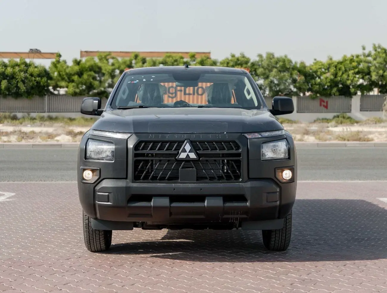 ميتسوبيشي L200 2025 2.4L