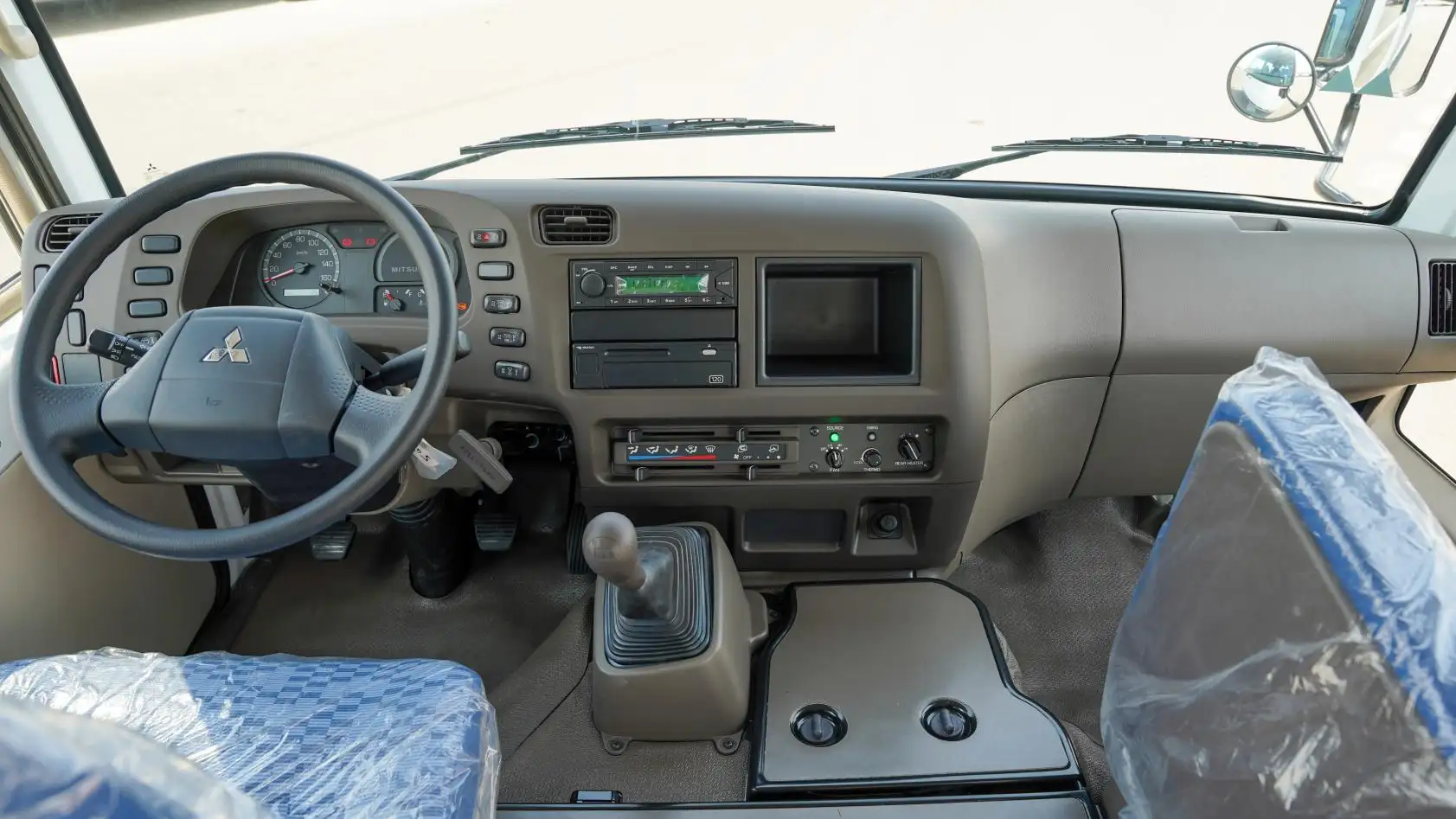 ميتسوبيشي روزا 2026