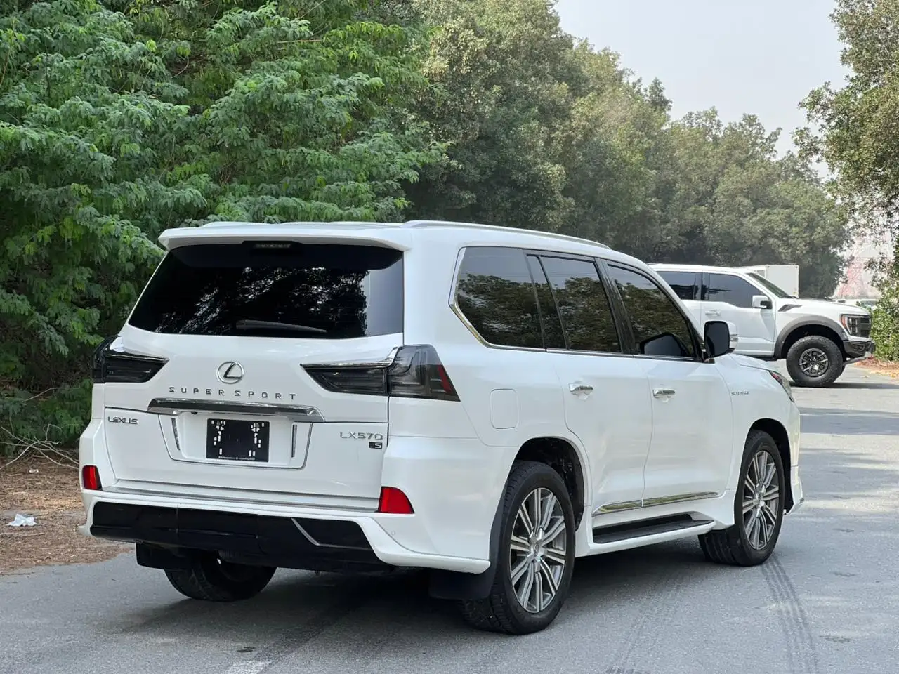 لكزس LX 2019 5700L