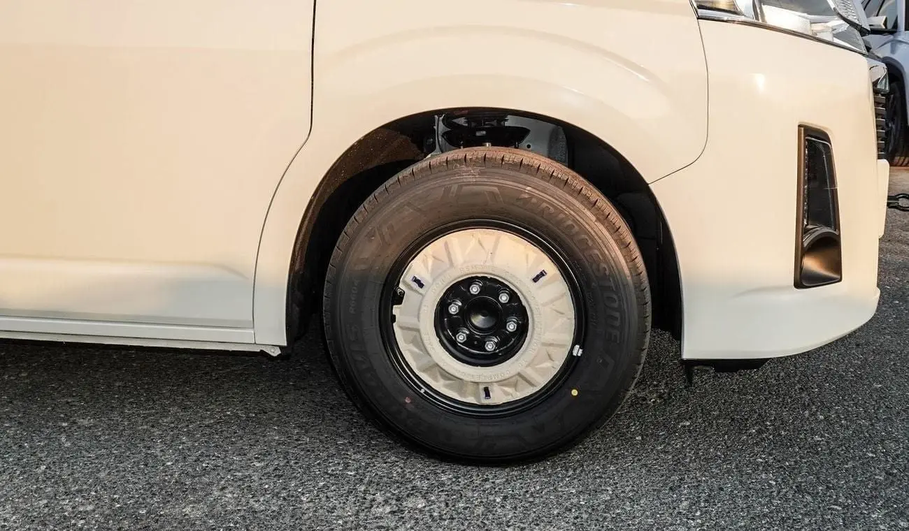 Toyota Hiace 2025 3.5L