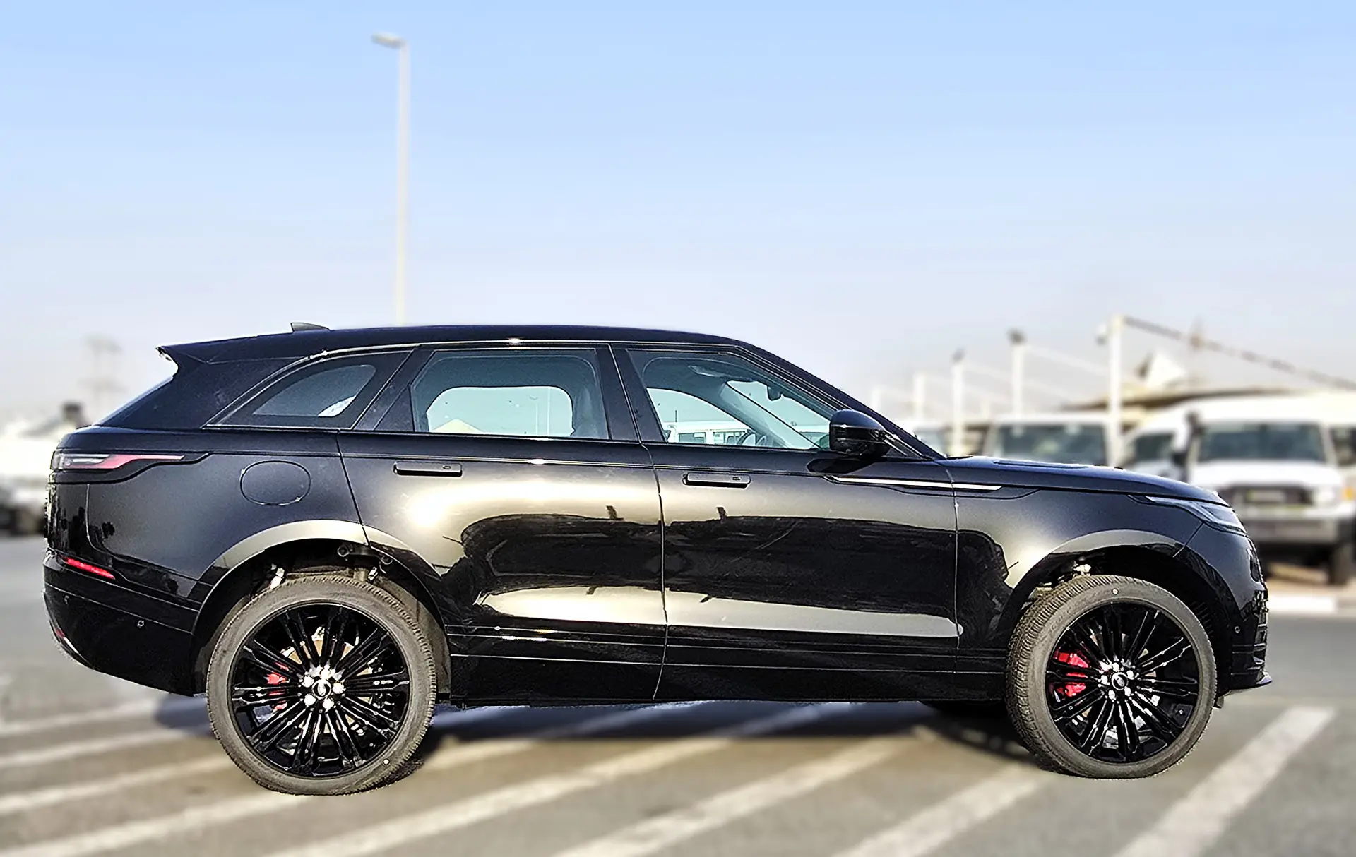 Land Rover Range Rover Velar 2025