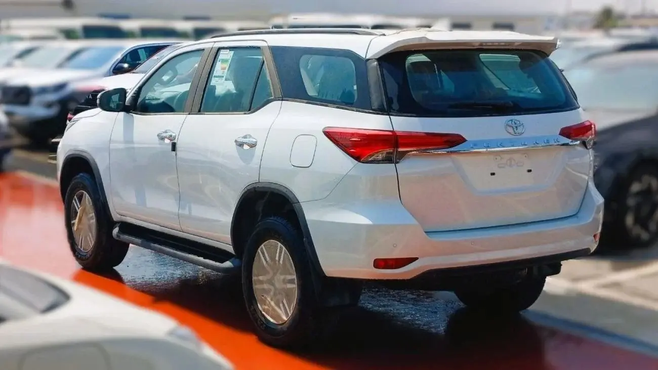 تويوتا فورتونر 2024 2.4L