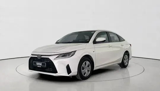 تويوتا يارس سيدان 2023 1.3L