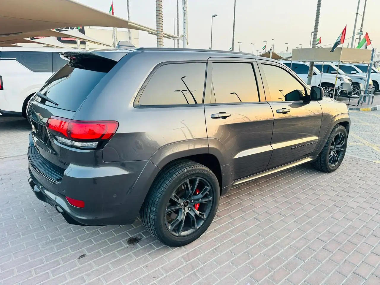 جيب جراند شيروكي 2019 5.7L