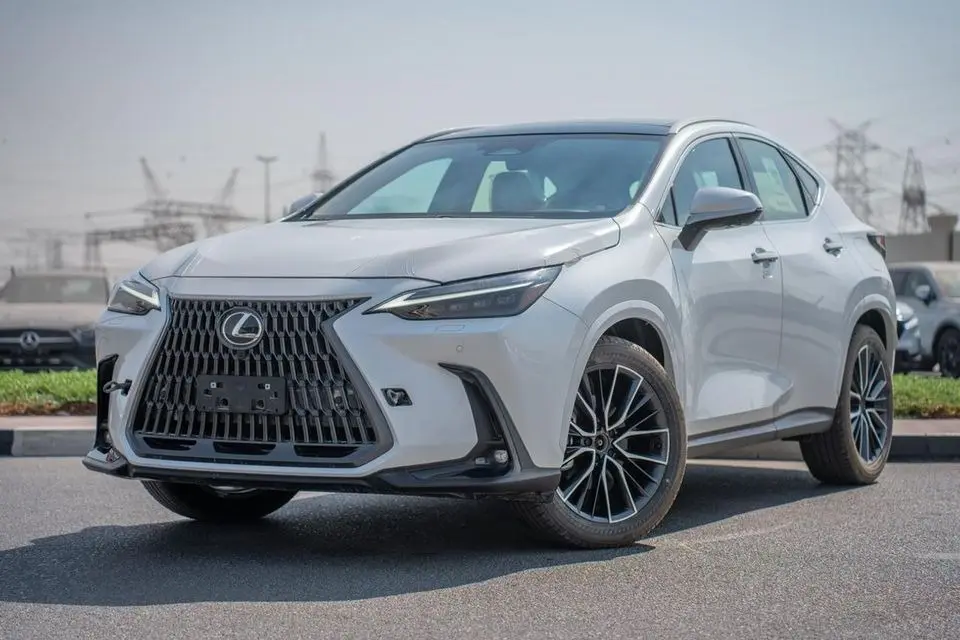 لكزس NX 2025