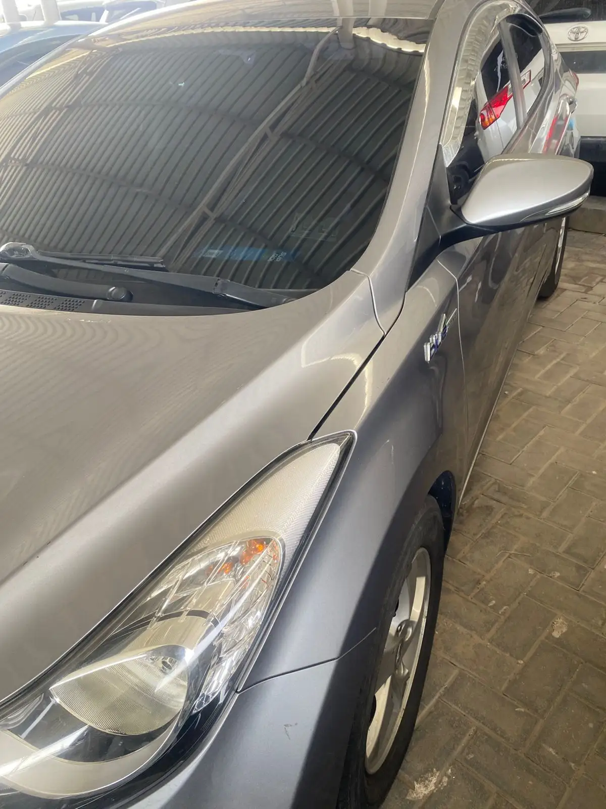 Hyundai Avante 2011 1600L