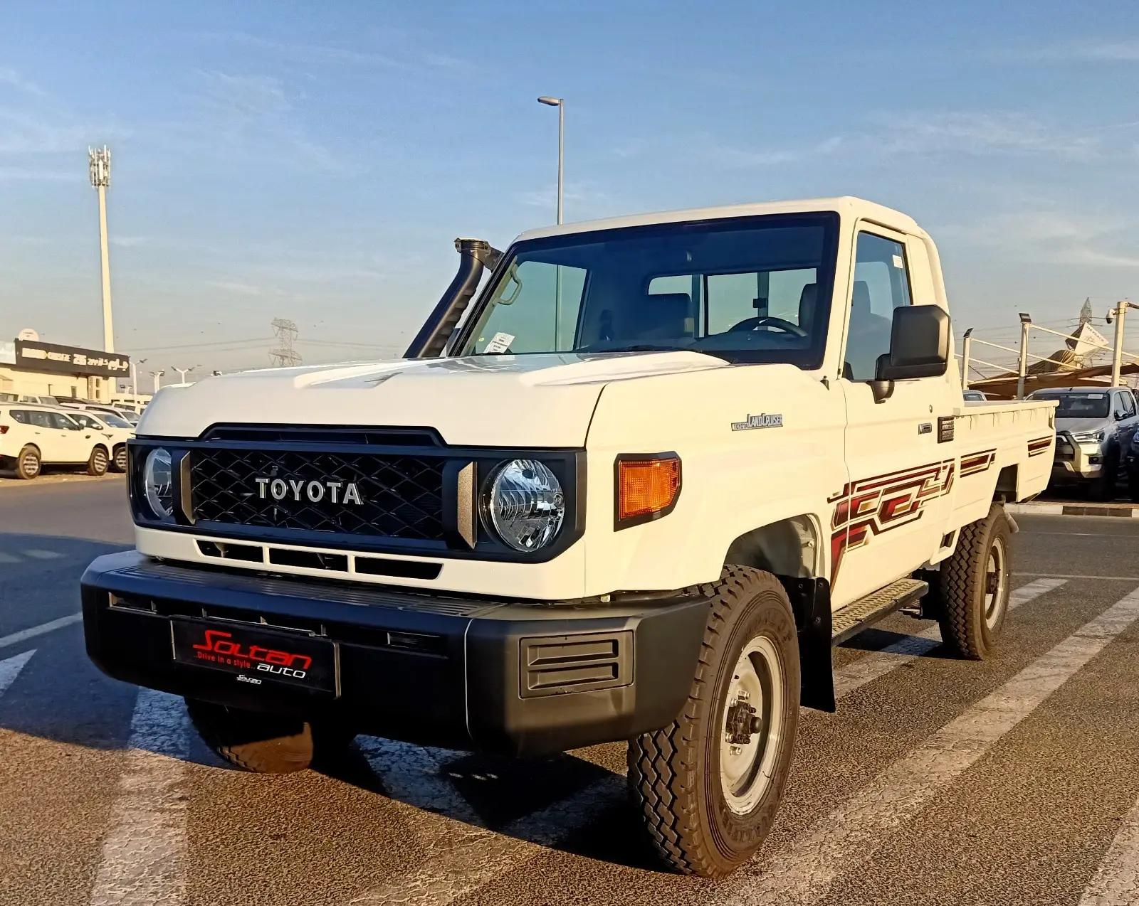 تويوتا لاند كروزر بيك آب 2025 4L