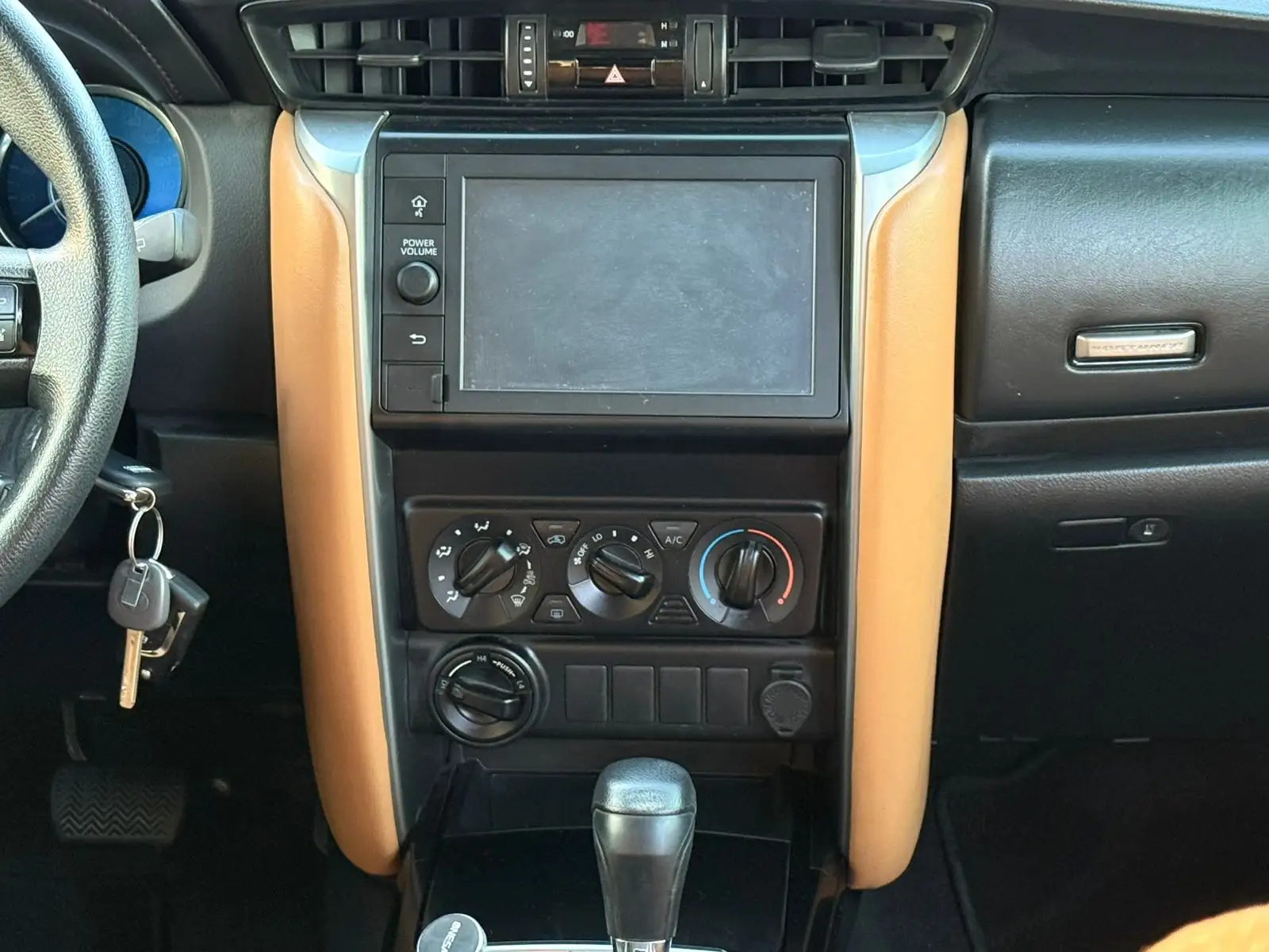 Toyota Fortuner 2022