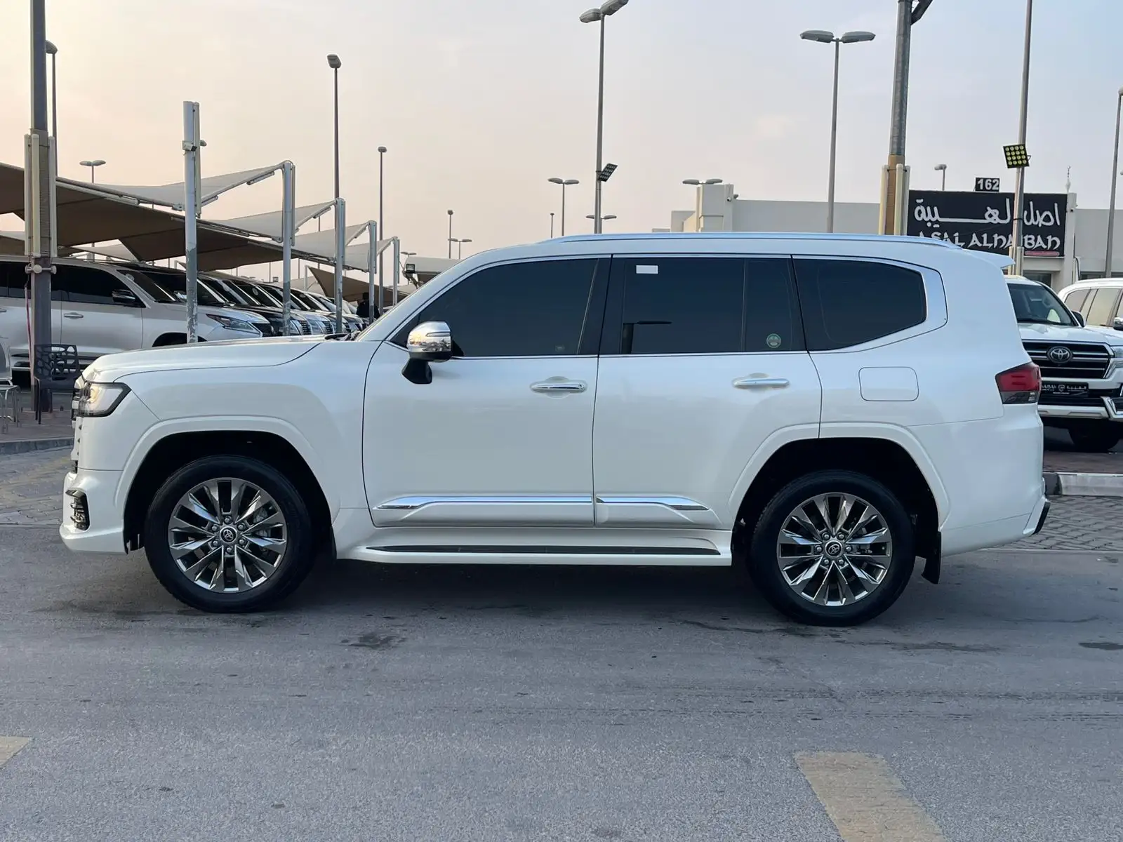 تويوتا لاند كروزر 2024