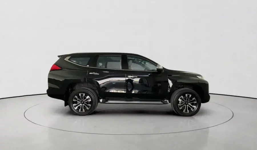 Mitsubishi Montero 2023 3L