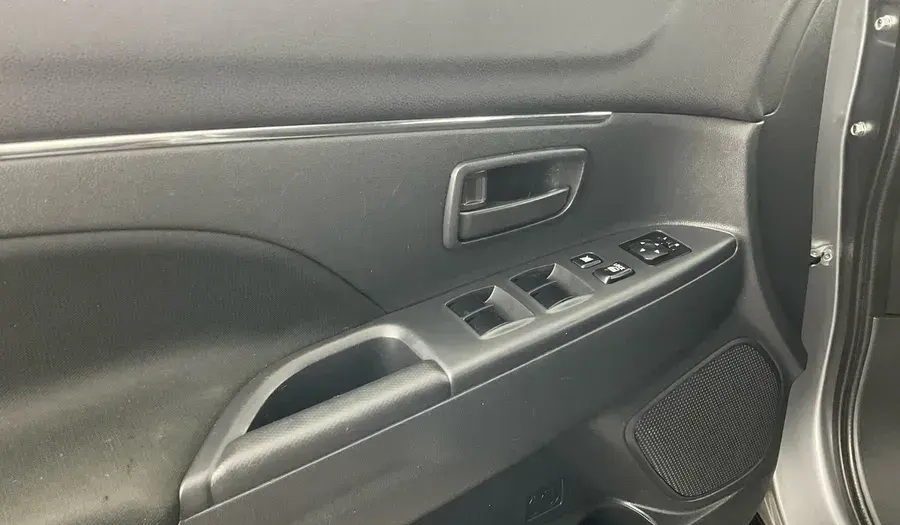 ميتسوبيشي ASX 2022 2L