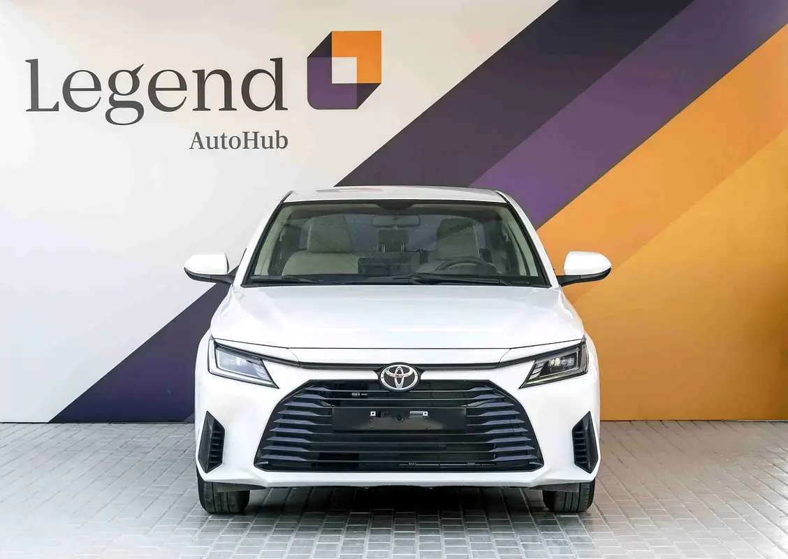 تويوتا يارس سيدان 2024