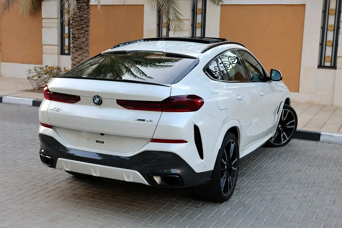 بي أم دبليو X6 2024