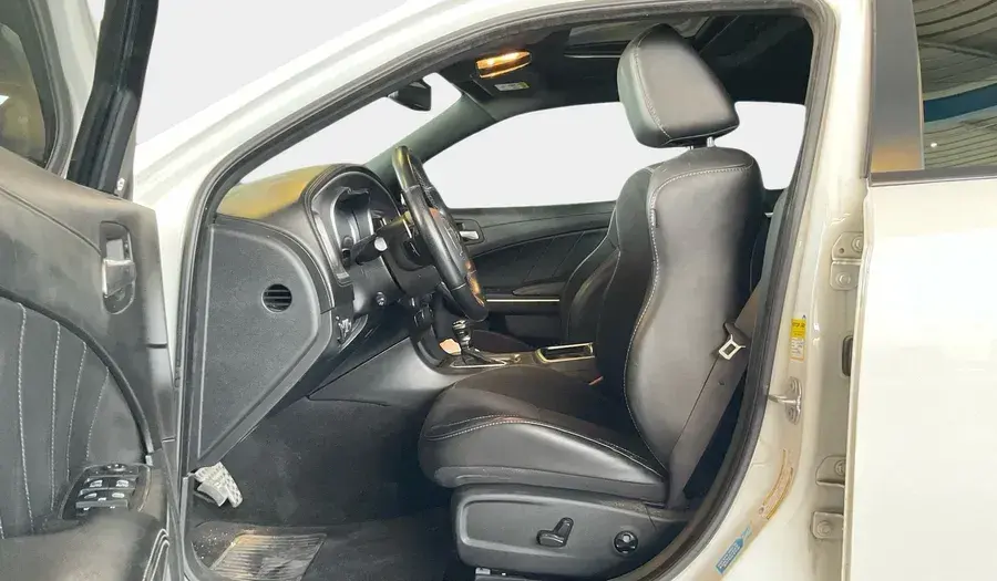 Dodge Charger 2019 5.7L